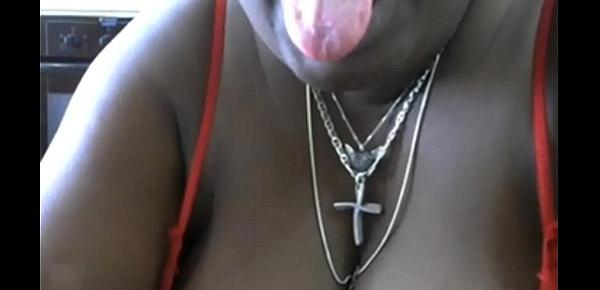  Bossgirls Skype Intense orgasm while showing off her body